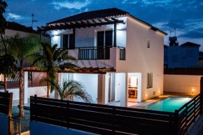 Sweet Destiny Villa with private pool